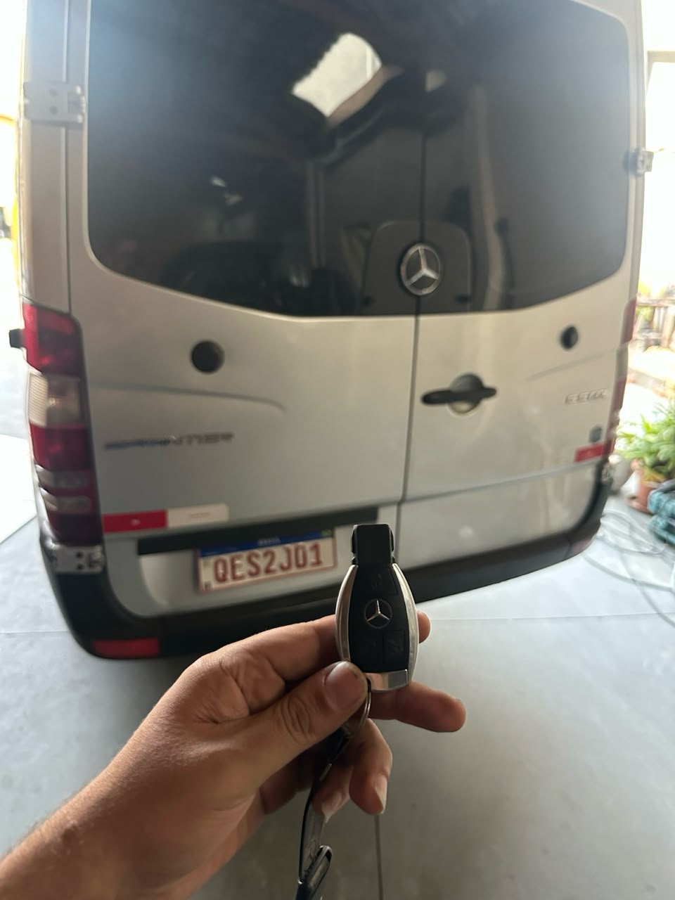 Chave configurada em Mercedes-Benz - atendimento real